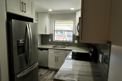 Copropriété à louer à Pompano Beach, Floride: 1 chambre, 69.4 m2 № 2400761 - photo 11