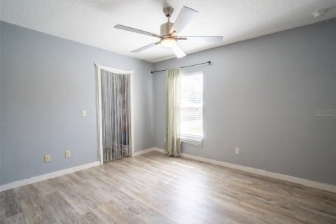 Casa en venta en Orlando, Florida, 4 dormitorios, 264.96 m2 № 2425422 - foto 9