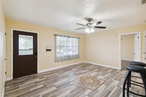 House in Orlando, Florida 3 bedrooms, 185.43 sq.m. № 1786459 - photo 6