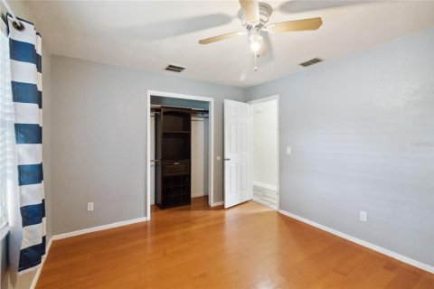 House in Orlando, Florida 3 bedrooms, 185.43 sq.m. № 1786459 - photo 22