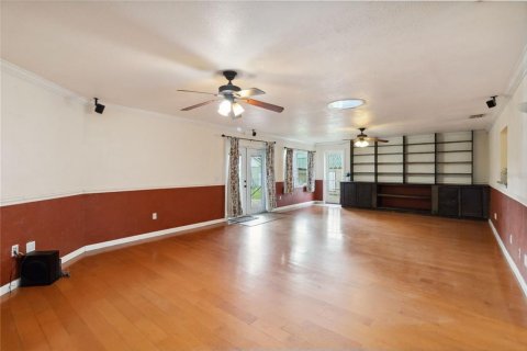 House in Orlando, Florida 3 bedrooms, 185.43 sq.m. № 1786459 - photo 16