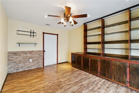 House in Orlando, Florida 3 bedrooms, 185.43 sq.m. № 1786459 - photo 30
