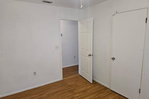 Immobilier commercial à vendre à Spring Hill, Floride: 6 chambres, 206.24 m2 № 2433678 - photo 22