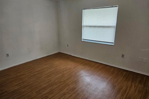 Immobilier commercial à vendre à Spring Hill, Floride: 6 chambres, 206.24 m2 № 2433678 - photo 28