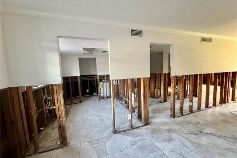 Condominio en venta en Largo, Florida, 1 dormitorio, 76.55 m2 № 1902585 - foto 6
