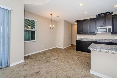 Casa en venta en Wesley Chapel, Florida, 5 dormitorios, 370.12 m2 № 1917618 - foto 17