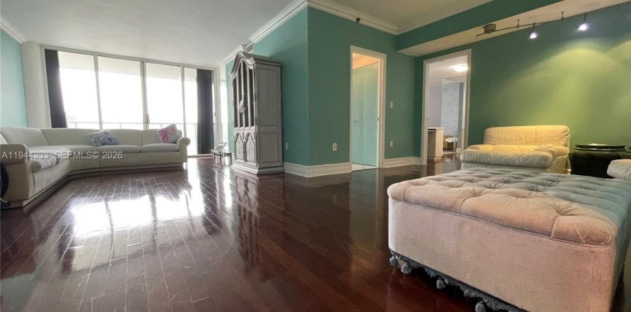 Кондоминиум с 1 спальней в Авентура, Флорида № 2001554