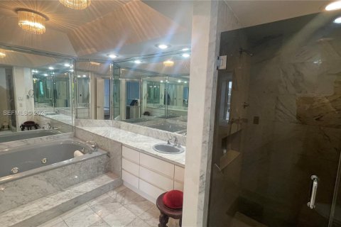 Купить кондоминиум в Авентура, Флорида 1 спальня, 114.73м2, № 2001554 - фото 25