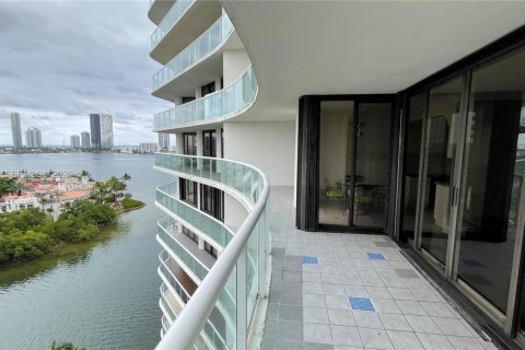 Купить кондоминиум в Авентура, Флорида 1 спальня, 114.73м2, № 2001554 - фото 2