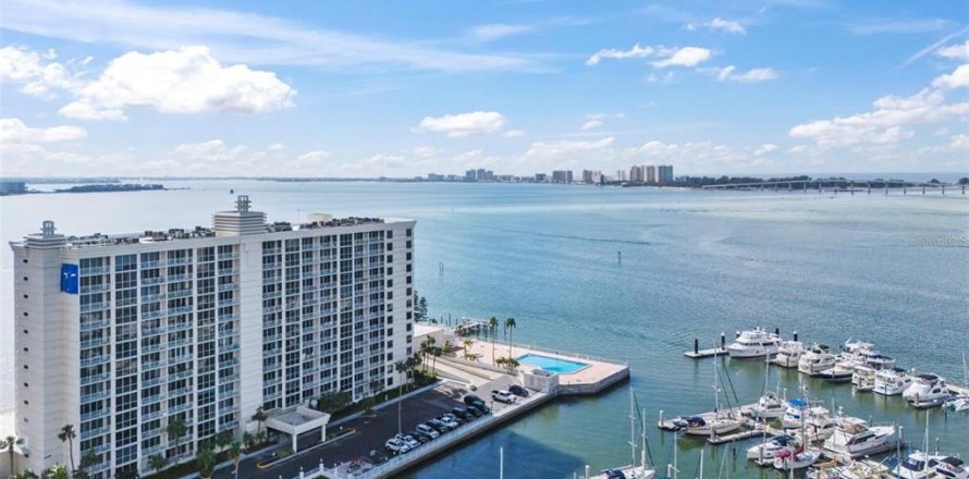 Apartment in Clearwater, Florida 1 bedroom, 137.4 sq.m. № 2216538