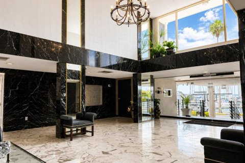 Apartment in Clearwater, Florida 1 bedroom, 137.4 sq.m. № 2216538 - photo 24