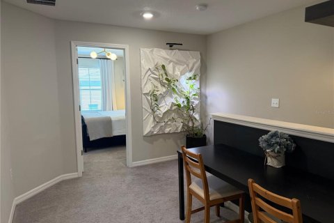 Townhouse in Tampa, Florida 2 bedrooms, 143.81 sq.m. № 2198442 - photo 28