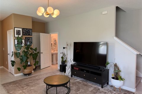 Townhouse in Tampa, Florida 2 bedrooms, 143.81 sq.m. № 2198442 - photo 9