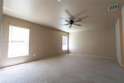 House in Cape Coral, Florida 3 bedrooms № 2181612 - photo 23