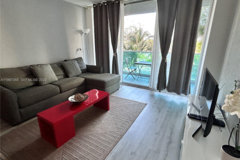 Condominio en venta en Hollywood, Florida, 1 dormitorio, 81.75 m2 № 2052130 - foto 16