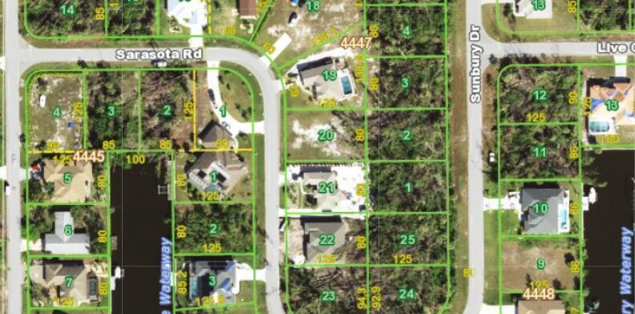 Commercial property in Port Charlotte, Florida № 2254339