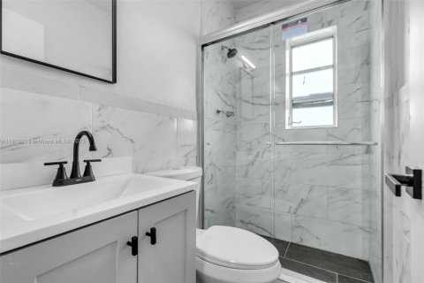 House in Miami, Florida 2 bedrooms № 1875256 - photo 13