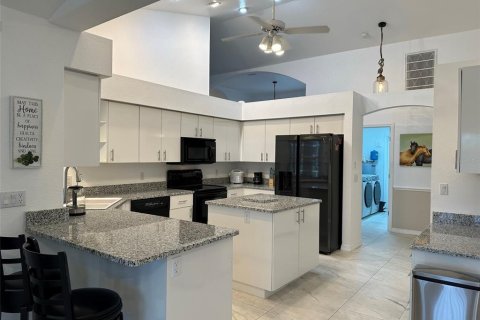Casa en alquiler en Port Charlotte, Florida, 3 dormitorios, 220.83 m2 № 877235 - foto 14