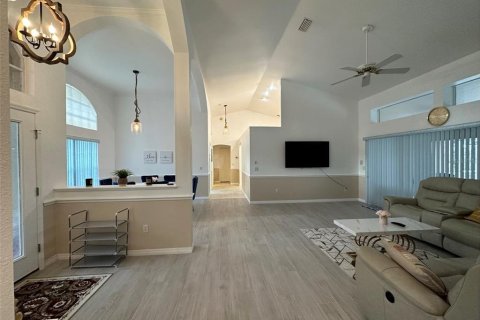 Casa en alquiler en Port Charlotte, Florida, 3 dormitorios, 220.83 m2 № 877235 - foto 8