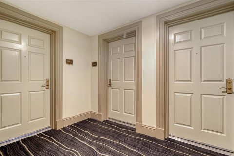 Condo in Sarasota, Florida, 2 bedrooms  № 1515581 - photo 3