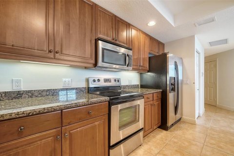 Condo in Sarasota, Florida, 2 bedrooms  № 1515581 - photo 17