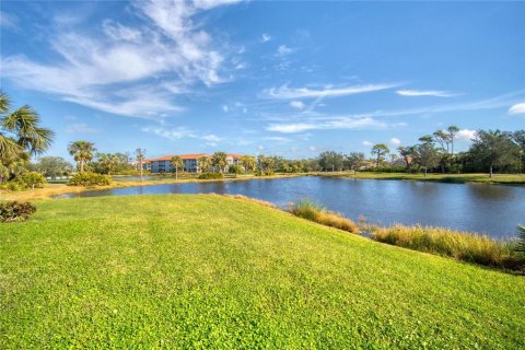 Condo in Sarasota, Florida, 2 bedrooms  № 2203113 - photo 22