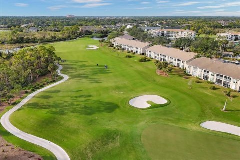 Condo in Sarasota, Florida, 2 bedrooms  № 2203113 - photo 29