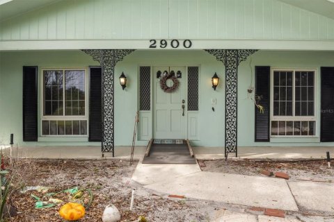 House in Winter Haven, Florida 4 bedrooms, 211.82 sq.m. № 2394448 - photo 6