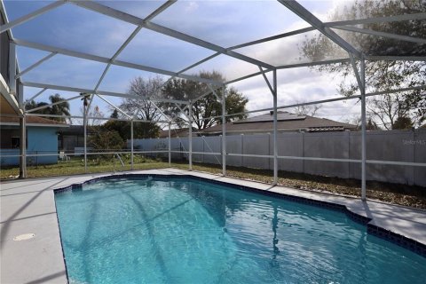 House in Kissimmee, Florida 3 bedrooms, 127.46 sq.m. № 2141402 - photo 26