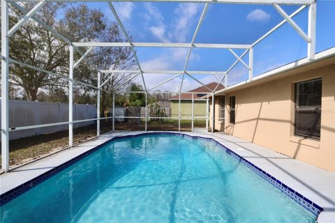 House in Kissimmee, Florida 3 bedrooms, 127.46 sq.m. № 2141402 - photo 25