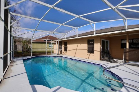 House in Kissimmee, Florida 3 bedrooms, 127.46 sq.m. № 2141402 - photo 22