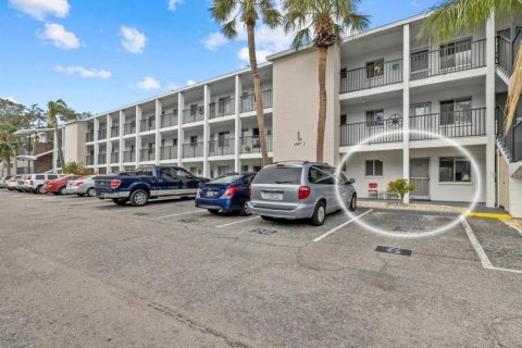 Condominio en alquiler en Bradenton, Florida, 1 dormitorio, 53.51 m2 № 1837965 - foto 1