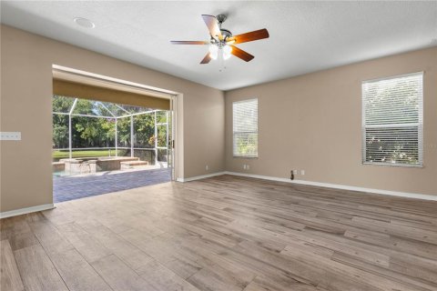 Villa ou maison à louer à Palm Harbor, Floride: 4 chambres, 267.37 m2 № 2424258 - photo 17