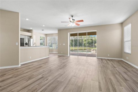 Villa ou maison à louer à Palm Harbor, Floride: 4 chambres, 267.37 m2 № 2424258 - photo 19