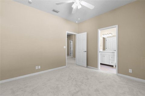 Villa ou maison à louer à Palm Harbor, Floride: 4 chambres, 267.37 m2 № 2424258 - photo 30