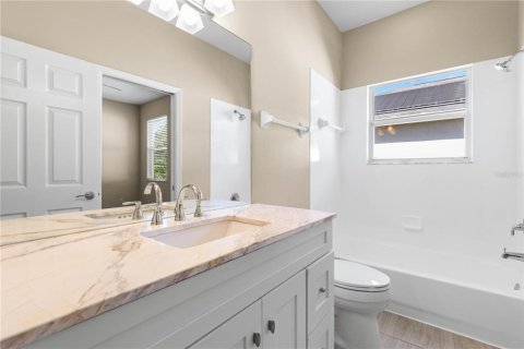 Villa ou maison à louer à Palm Harbor, Floride: 4 chambres, 267.37 m2 № 2424258 - photo 6