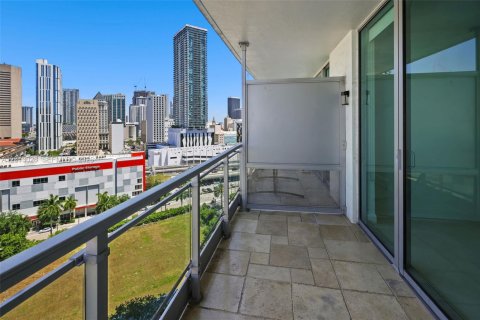 Condominio en venta en Miami, Florida, 1 dormitorio, 68.38 m2 № 2075686 - foto 5
