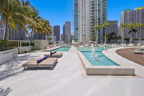 Condominio en venta en Miami, Florida, 1 dormitorio, 68.38 m2 № 2075686 - foto 21