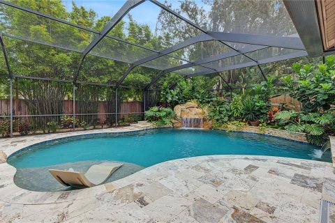 House in Tampa, Florida 4 bedrooms, 270.9 sq.m. № 2428861 - photo 28