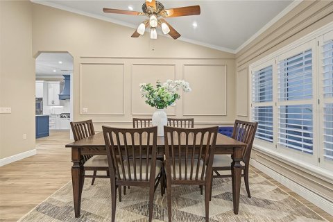 House in Tampa, Florida 4 bedrooms, 270.9 sq.m. № 2428861 - photo 11