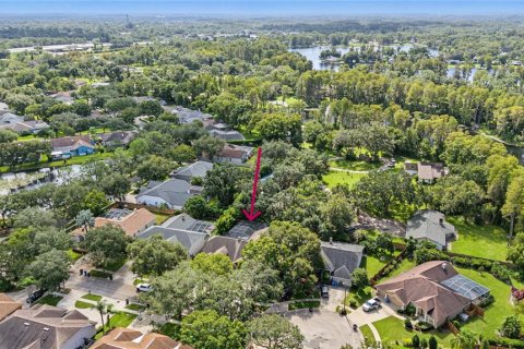 House in Tampa, Florida 4 bedrooms, 270.9 sq.m. № 2428861 - photo 5