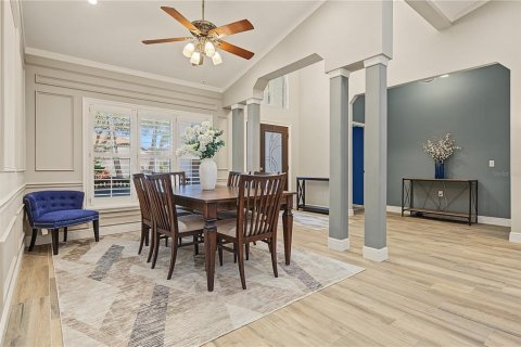 House in Tampa, Florida 4 bedrooms, 270.9 sq.m. № 2428861 - photo 9