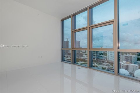 Copropriété à vendre à Miami, Floride: 2 chambres, 139.17 m2 № 1983991 - photo 2