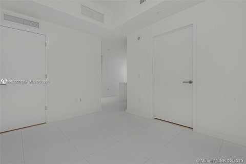 Copropriété à vendre à Miami, Floride: 2 chambres, 139.17 m2 № 1983991 - photo 10