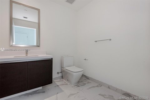 Copropriété à vendre à Miami, Floride: 2 chambres, 139.17 m2 № 1983991 - photo 7