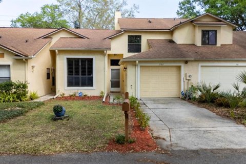 Townhouse in Altamonte Springs, Florida 3 bedrooms, 157.19 sq.m. № 2234506