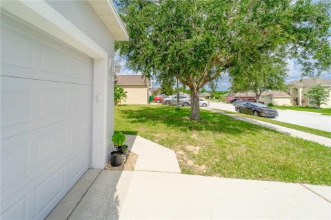 House in Dundee, Florida 3 bedrooms, 150.13 sq.m. № 1813612 - photo 5