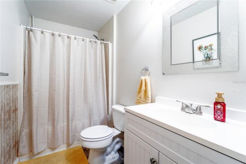 House in Dundee, Florida 3 bedrooms, 150.13 sq.m. № 1813612 - photo 26