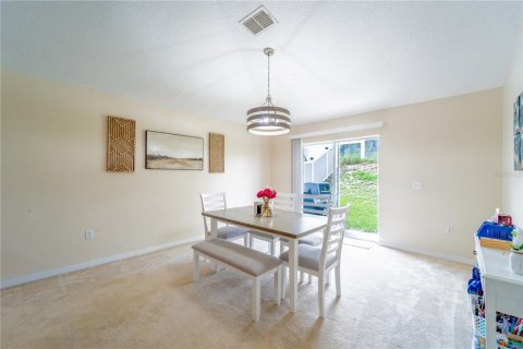 House in Dundee, Florida 3 bedrooms, 150.13 sq.m. № 1813612 - photo 17