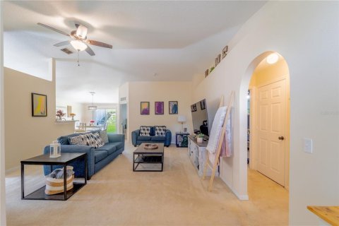 House in Dundee, Florida 3 bedrooms, 150.13 sq.m. № 1813612 - photo 8